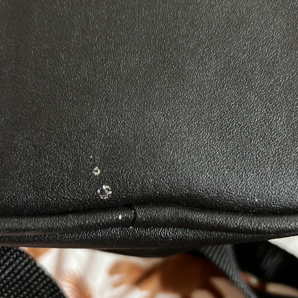 Bose Qc1 Carrying Case - image 6